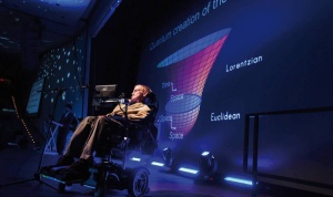 Stephen Hawking: »Resnična nevarnost ni hudobija sistemov z umetno inteligenco, temveč njihova zmožnost.«